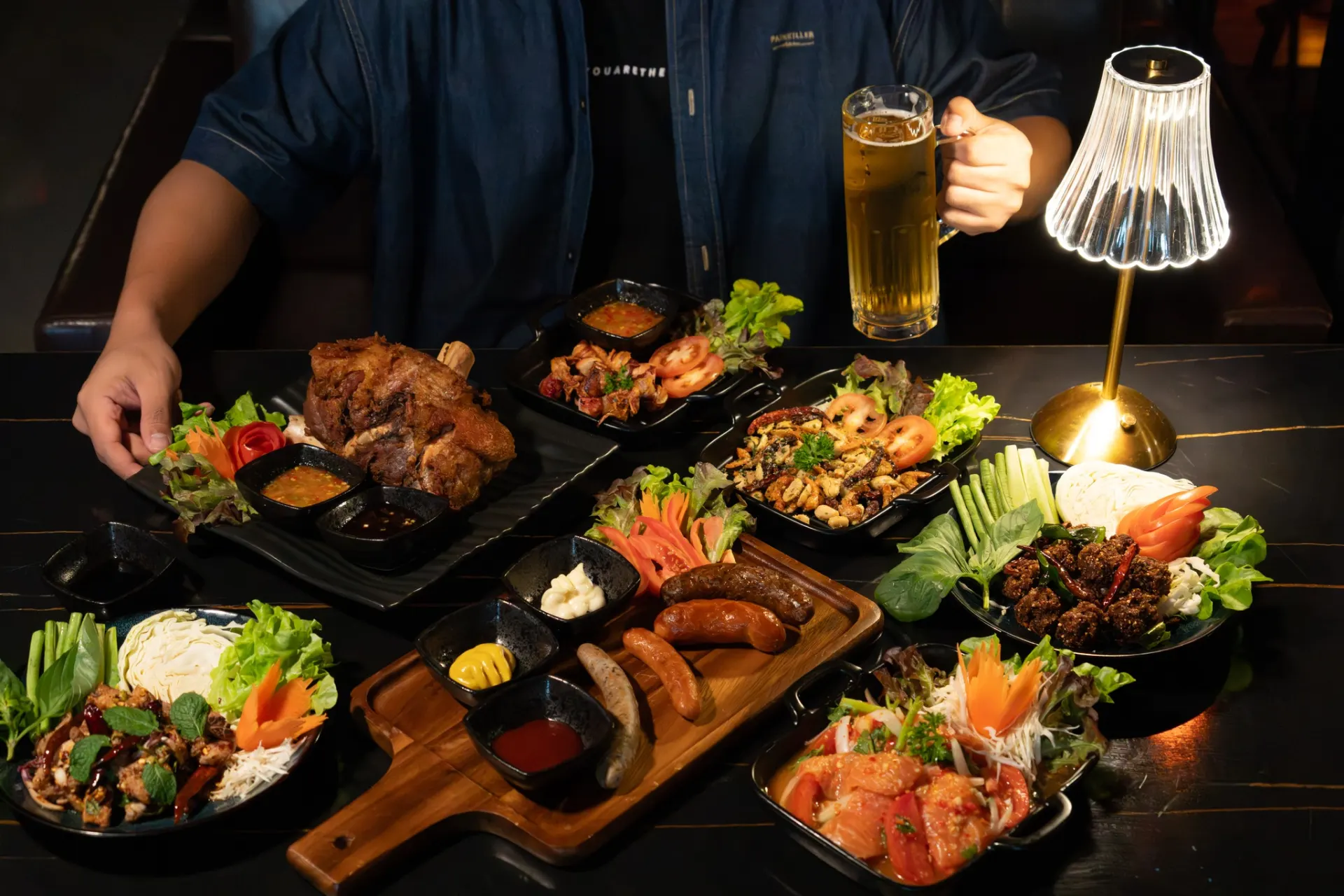 Liberty Craft Beer ร้านอาหาร คราฟต์เบียร์และไวน์ ถนนราชพฤกษ์ ปทุมธานี