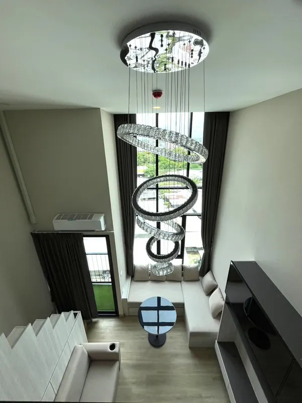 The Indeed Condo Park Amata คอนโดเพดานสูง 4.4 เมตร ทำเลใกล้นิคมอุตสาหกรรมอมตะซิตี้ ชลบุรี โทร 093-168-1685