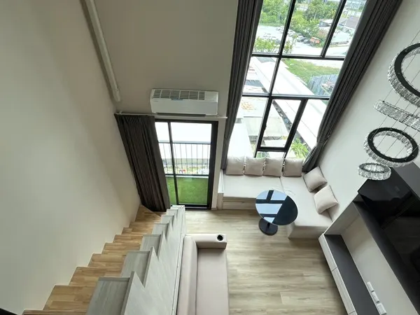 The Indeed Condo Park Amata คอนโดเพดานสูง 4.4 เมตร ทำเลใกล้นิคมอุตสาหกรรมอมตะซิตี้ ชลบุรี โทร 093-168-1685