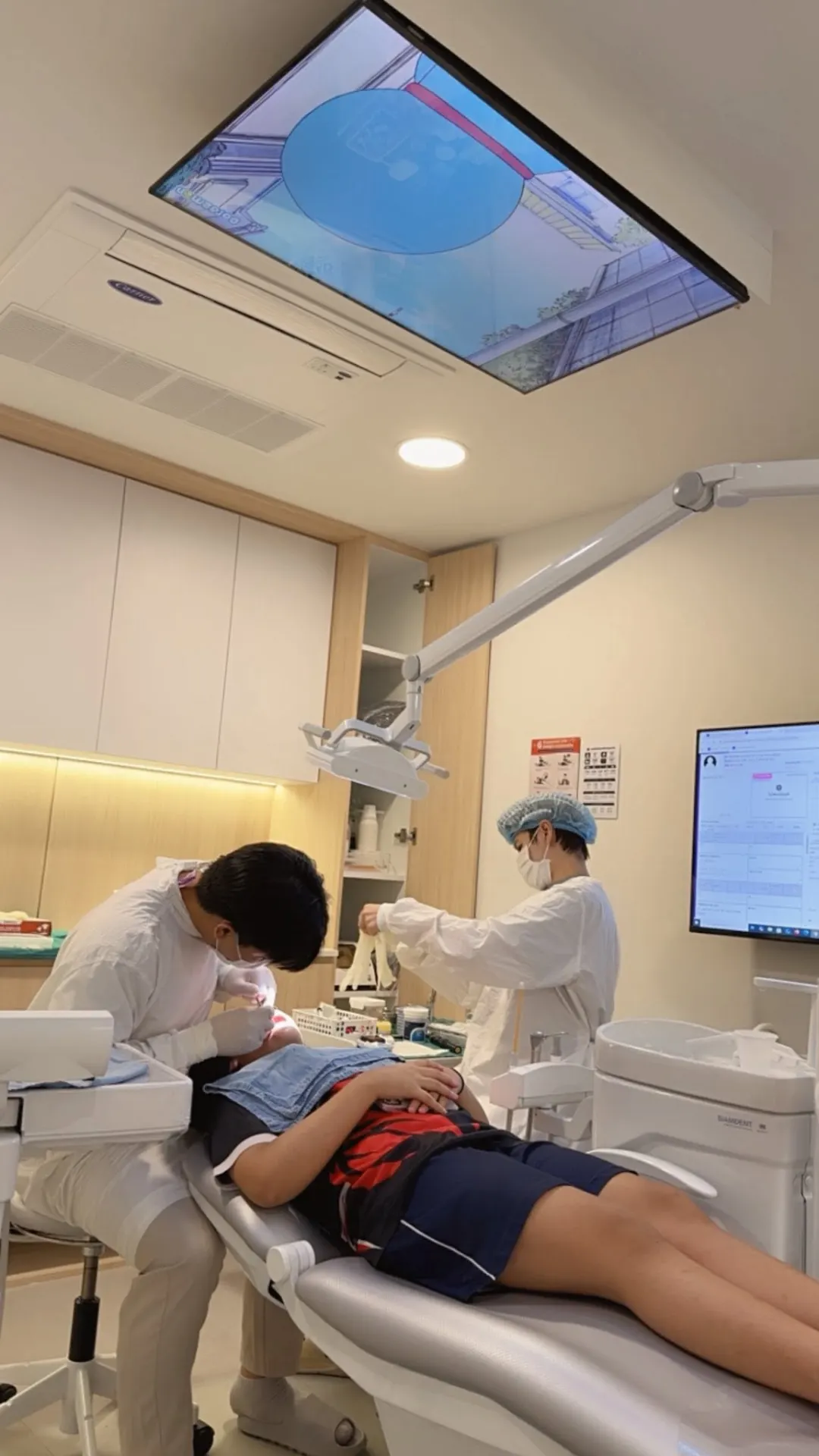 Bigmouthten Dental Clinic คลินิกทันตกรรมเชียงใหม่ จัดฟัน รากฟันเทียม วีเนียร์