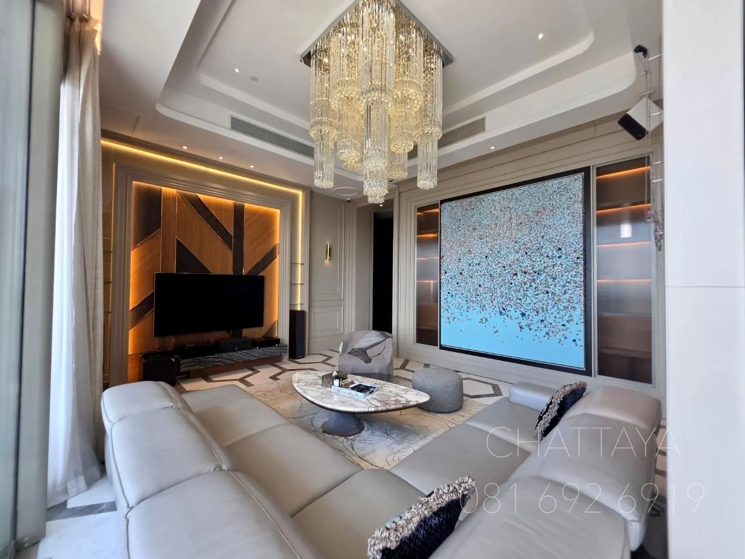 FOR SALE - THE EXTRAORDINARY PENTHOUSE The Residences at Mandarin Oriental, Bangkok 386.85 SQ.M.  3 BEDROOMS  50TH FLOOR