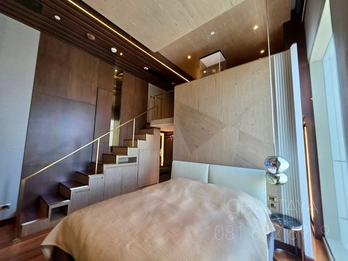 FOR SALE - THE EXTRAORDINARY PENTHOUSE The Residences at Mandarin Oriental, Bangkok 386.85 SQ.M.  3 BEDROOMS  50TH FLOOR