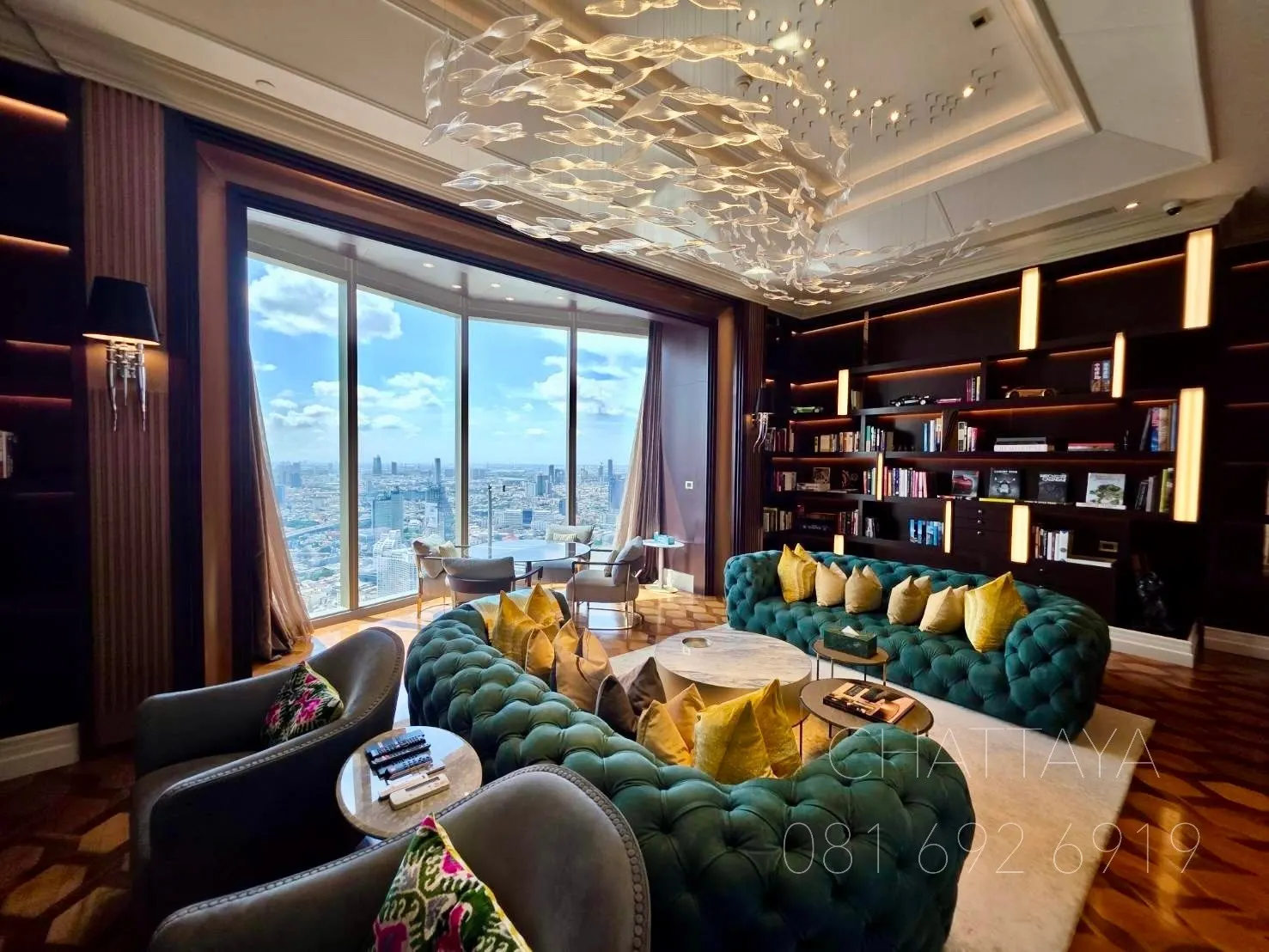 FOR SALE - THE EXTRAORDINARY PENTHOUSE The Residences at Mandarin Oriental, Bangkok 386.85 SQ.M.  3 BEDROOMS  50TH FLOOR
