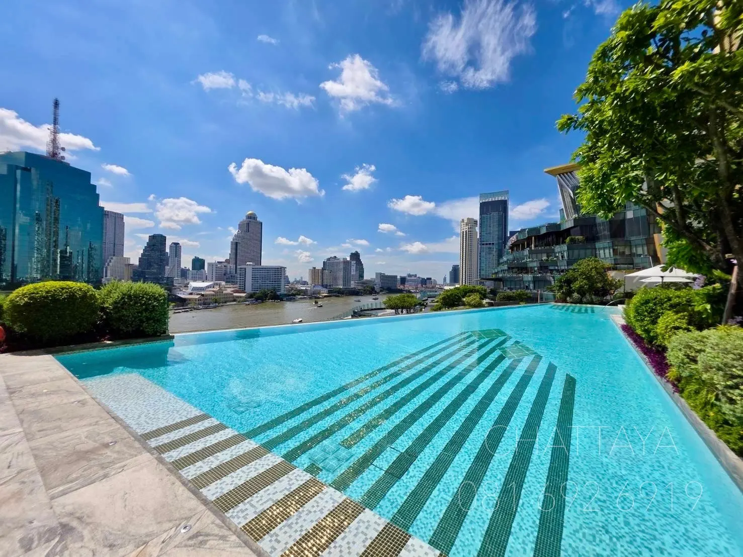 FOR SALE - THE EXTRAORDINARY PENTHOUSE The Residences at Mandarin Oriental, Bangkok 386.85 SQ.M.  3 BEDROOMS  50TH FLOOR