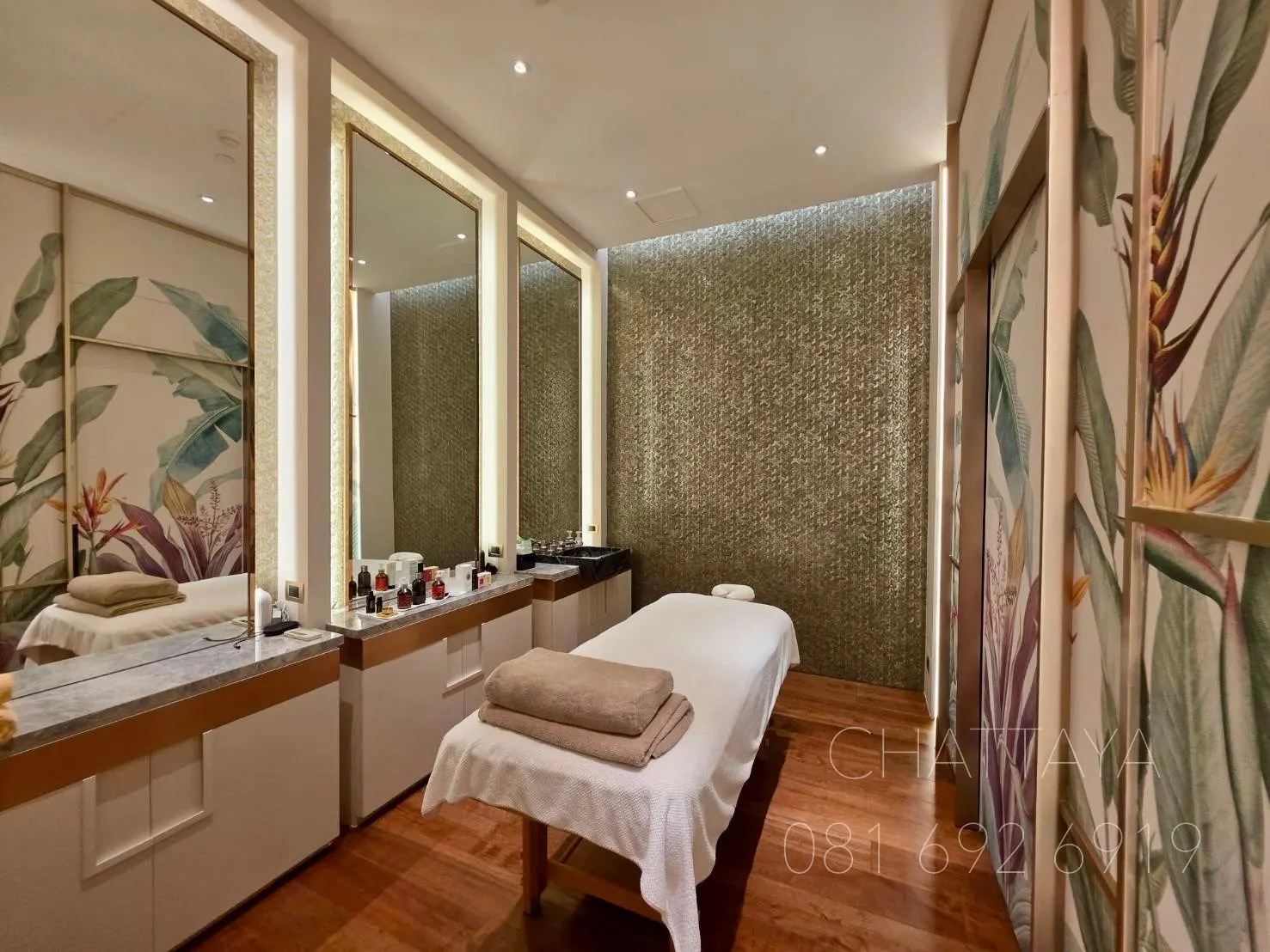 FOR SALE - THE EXTRAORDINARY PENTHOUSE The Residences at Mandarin Oriental, Bangkok 386.85 SQ.M.  3 BEDROOMS  50TH FLOOR
