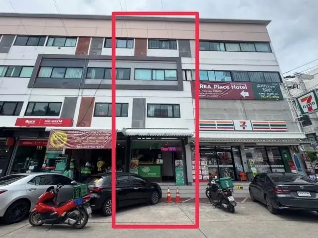 ออฟฟิศ ให้เช่า พระราม3 ขนาด 220 ตร.ม. 4 ชั้น จอดรถได้ ทำเลค้าขายดี ติดถนนใหญ่ ใกล้ Central / Lotus