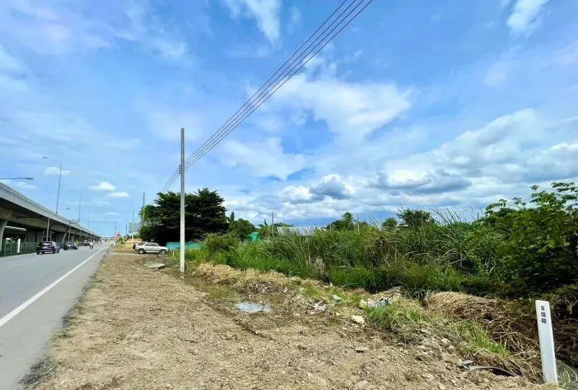 ขายที่ดินทำเลทอง โซนเสาธงหิน อำเภอบางใหญ่ จังหวัดนนทบุรี ทำเลศักยภาพเชื่อมต่อทุกการเดินทาง