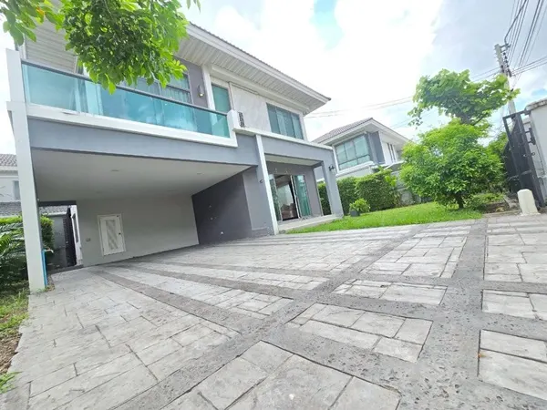 ขาย/ให้เช่า บ้านเดี่ยวหลังใหญ่ 2ชั้น หมู่บ้าน Perfect Place พระราม 9-กรุงเทพกรีฑา ทำเลดีมาก Tel 0984282935