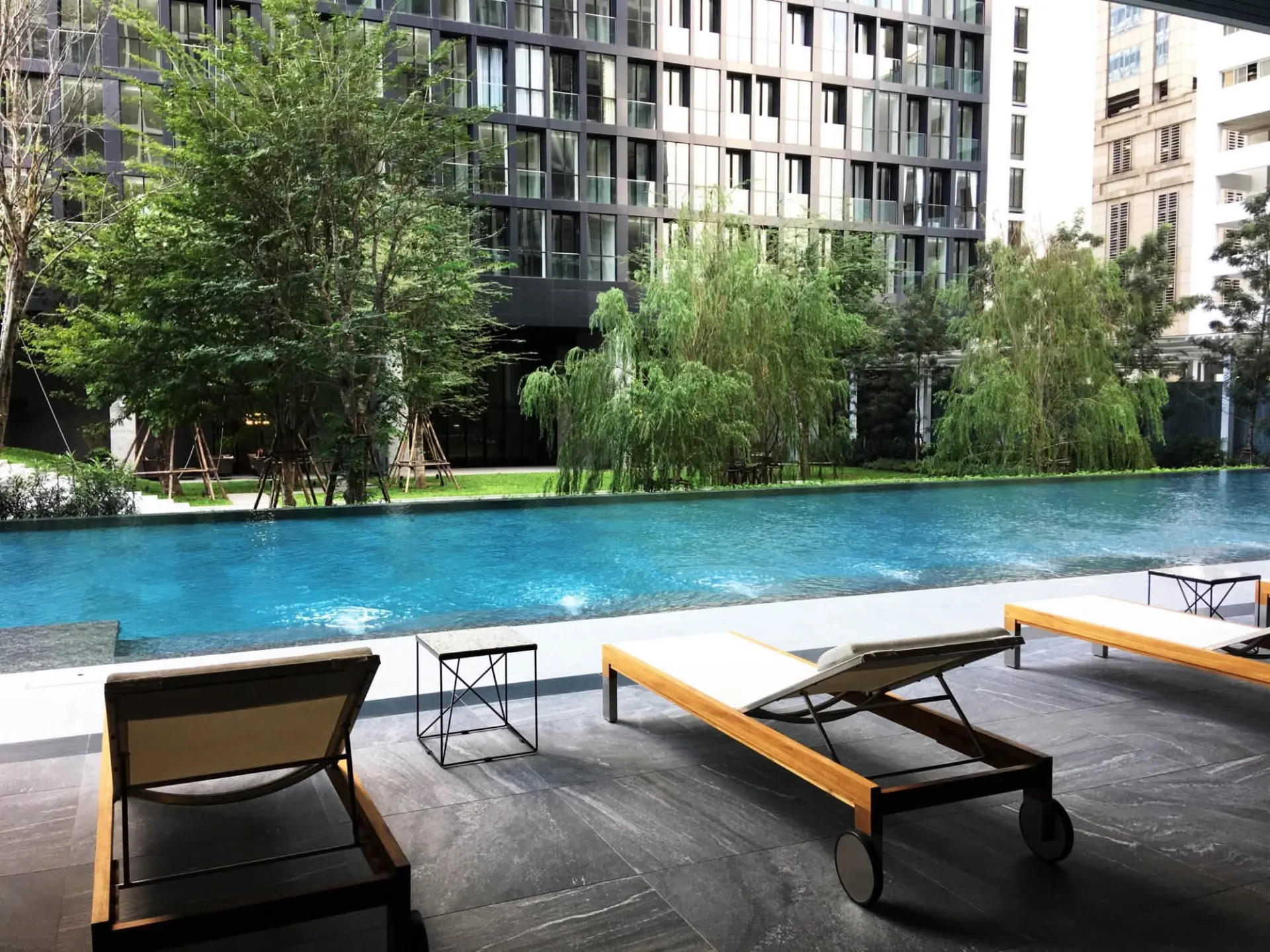 ขายคอนโดโนเบิลเพลินจิต 5 ห้องพร้อมราคาและโปรฟรีโอน