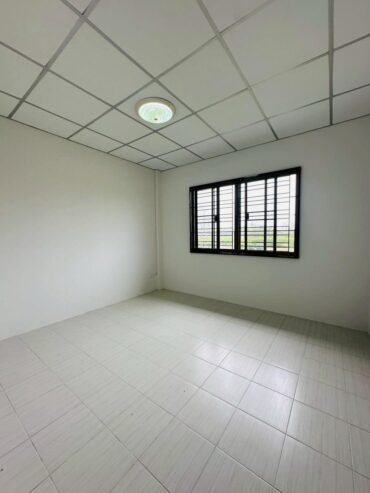 ขายทาวน์เฮ้าส์ 2 ชั้น หมู่บ้านออมธนา ไทรน้อย นนทบุรี