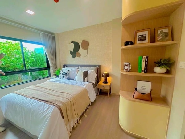 ขายดาวน์คอนโดใหม่ dcondo sense Bangsaen ราคาพิเศษ วิวสระ แต่งครบ